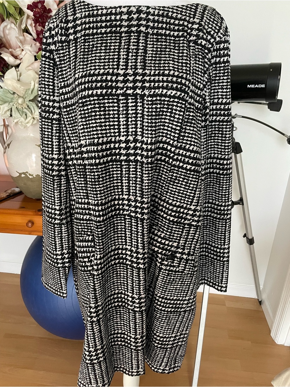 LOFT Black and White Houndstooth Long Sleeve Dress